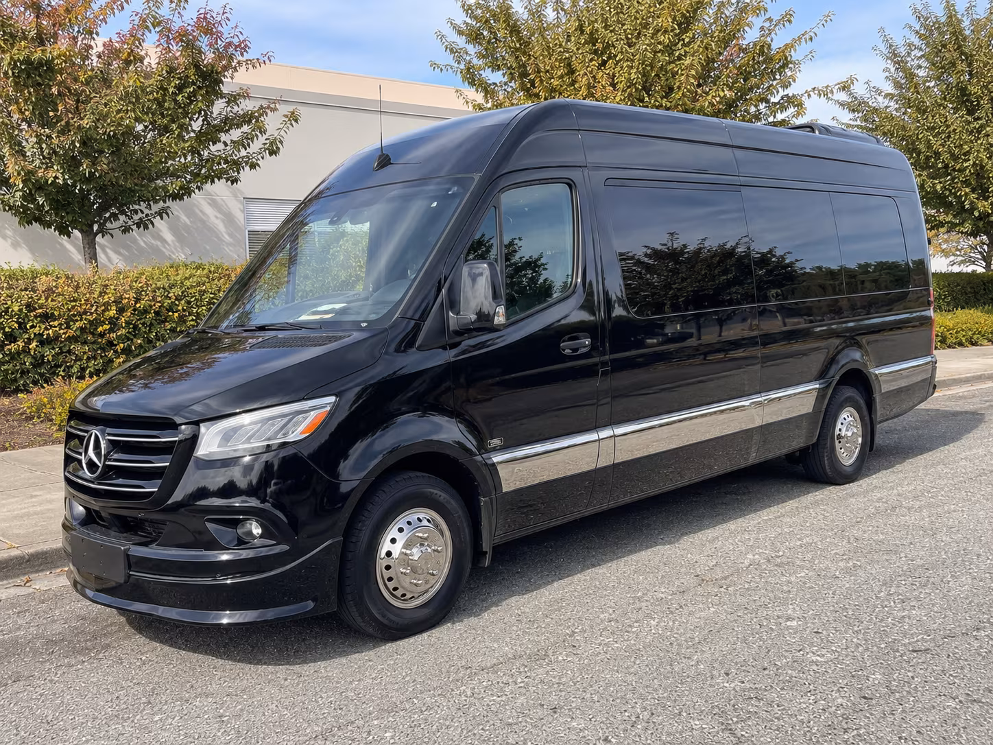easily book transportation for your next bachelor or bachelorette party 5