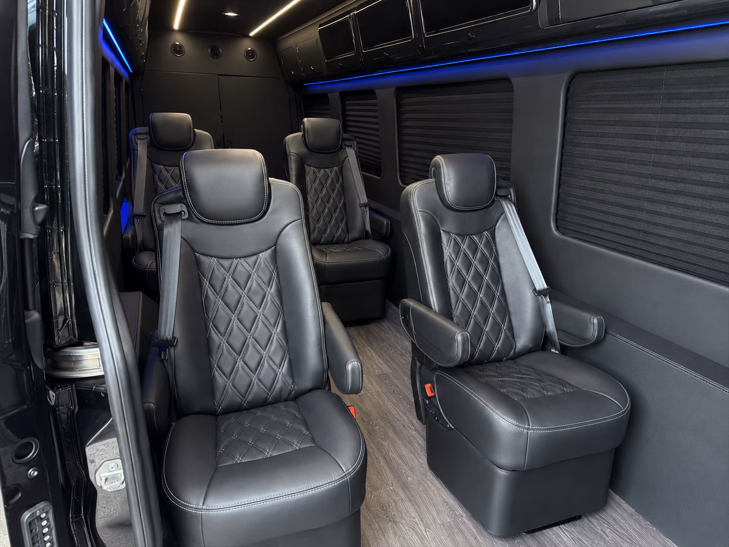 easily book transportation for your next sporting event 1