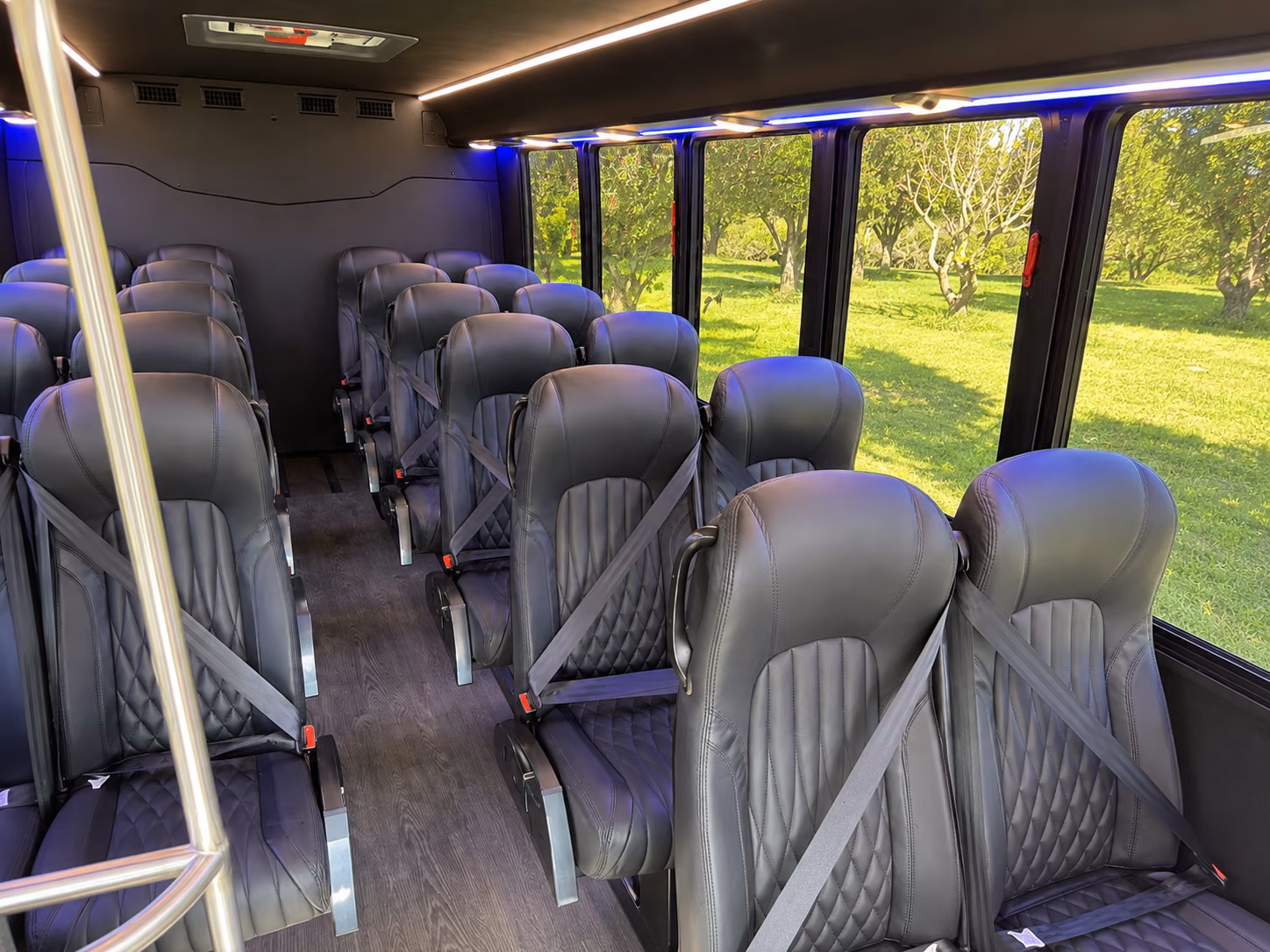 minibus rentals for shreveport prom groups who want the right fit