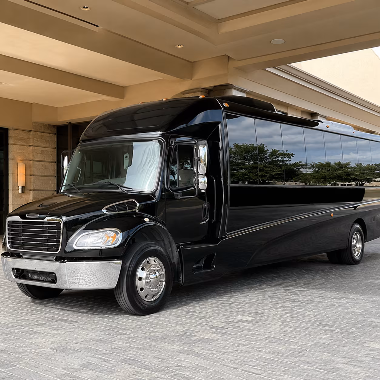 shreveport 35 passenger minibus