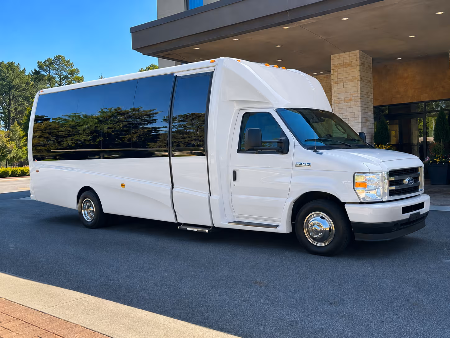 why rent using shreveportminibuscompany com